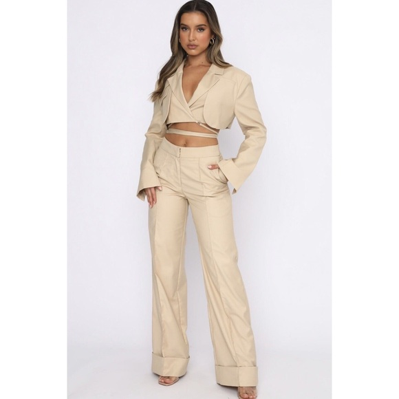 Two-piece Tailored Pants & Crop Blazer Set XS NWT - Picture 1 of 4